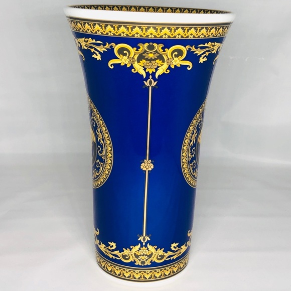 Versace Medusa Porcelain Blue Vase (SOLD) - Picture 2 of 4
